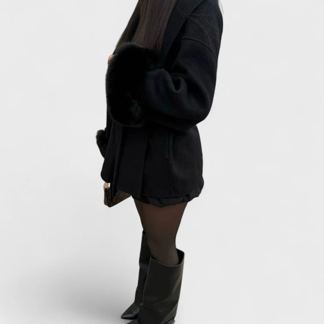 Woolcat – Manteau élégant avec détails en fourrure synthétique
